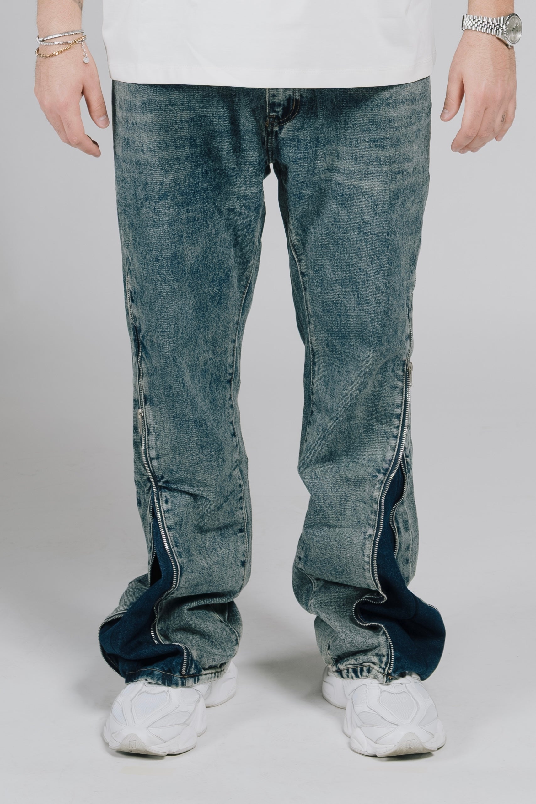 BAGGY FLARED BLUE JEANS