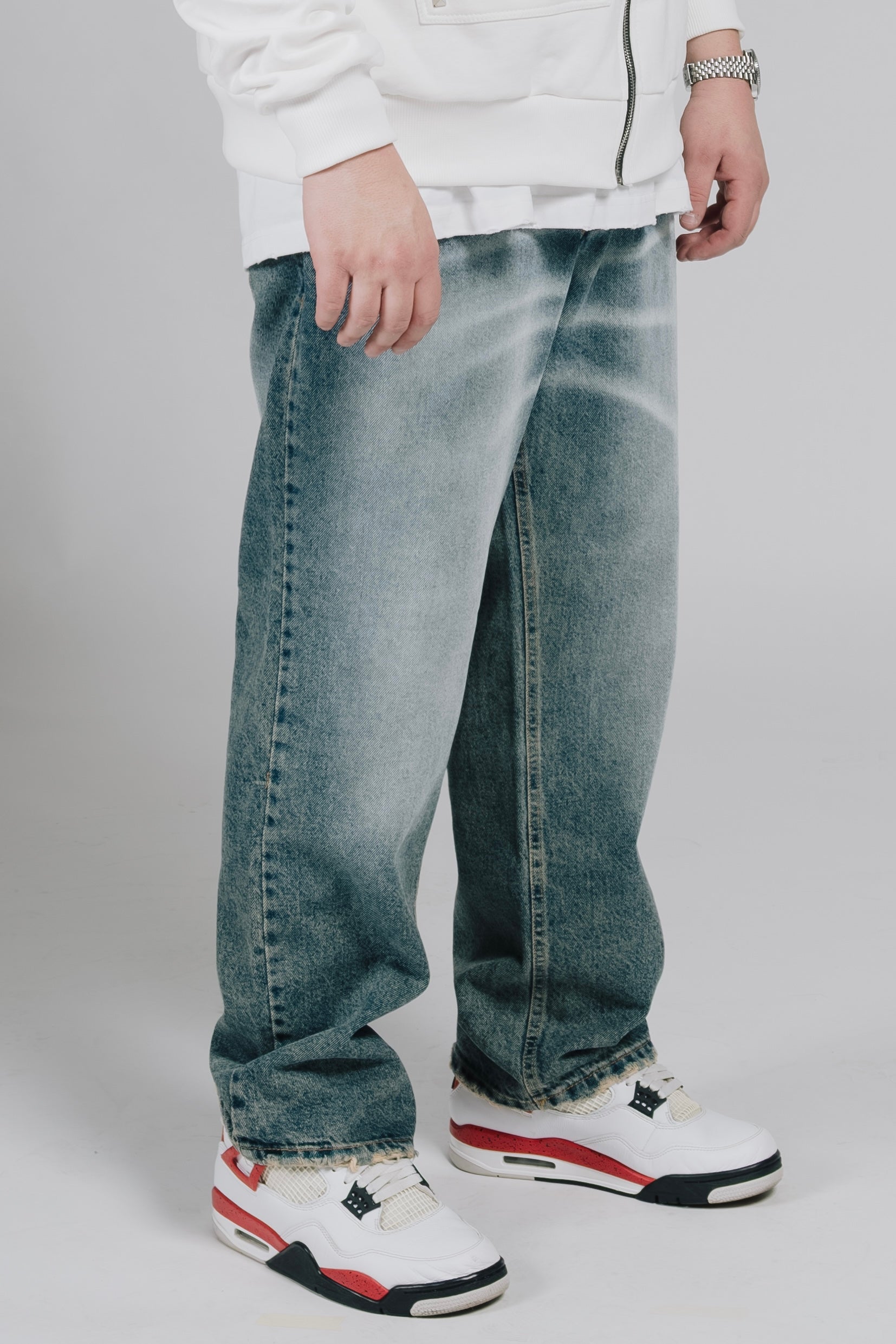 BAGGY BLUE JEANS